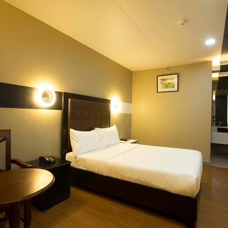 The Lucky 9 Budget Hotel Tagum Exterior foto